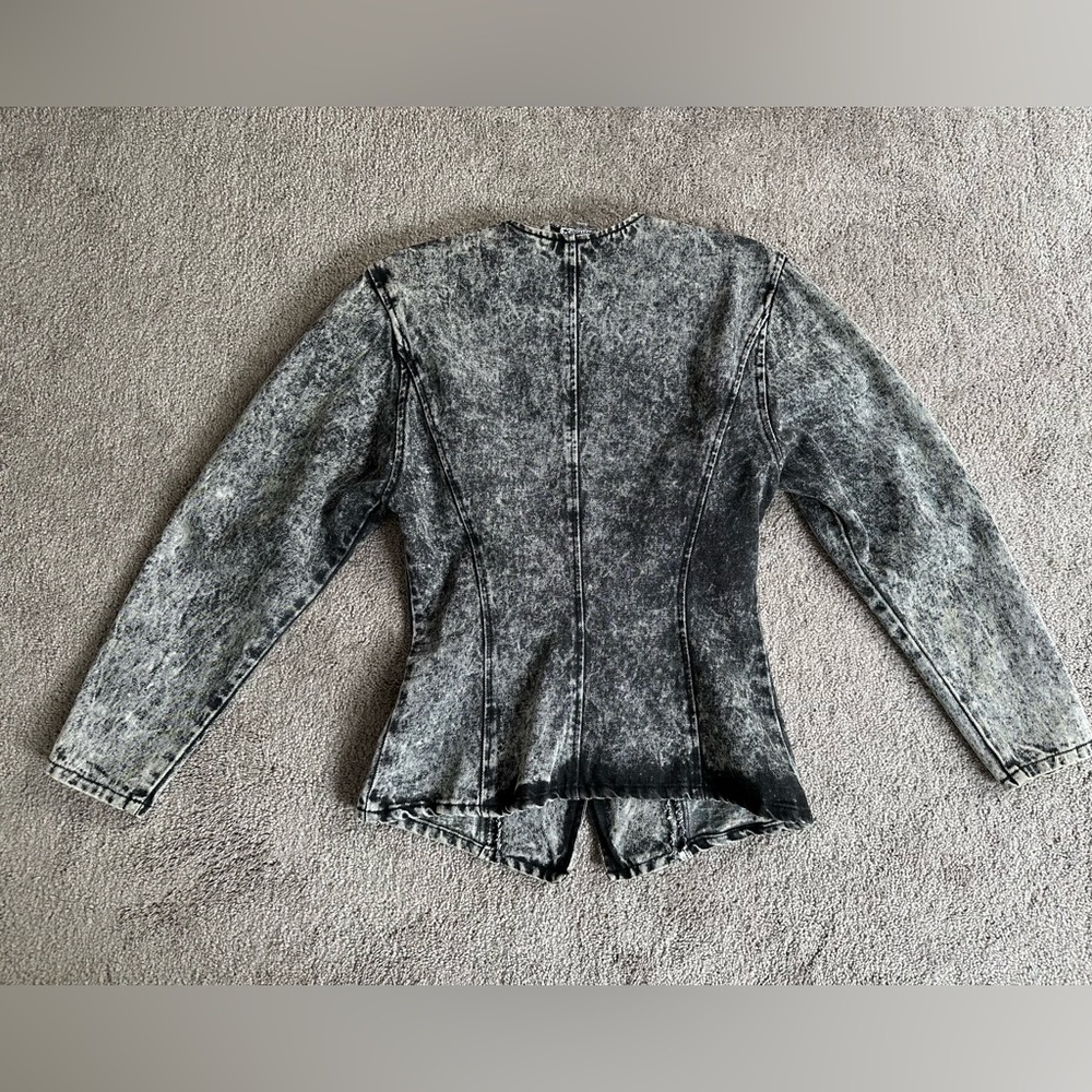 Vintage Acid Wash Gray Denim Jacket - Picture 6 of 10